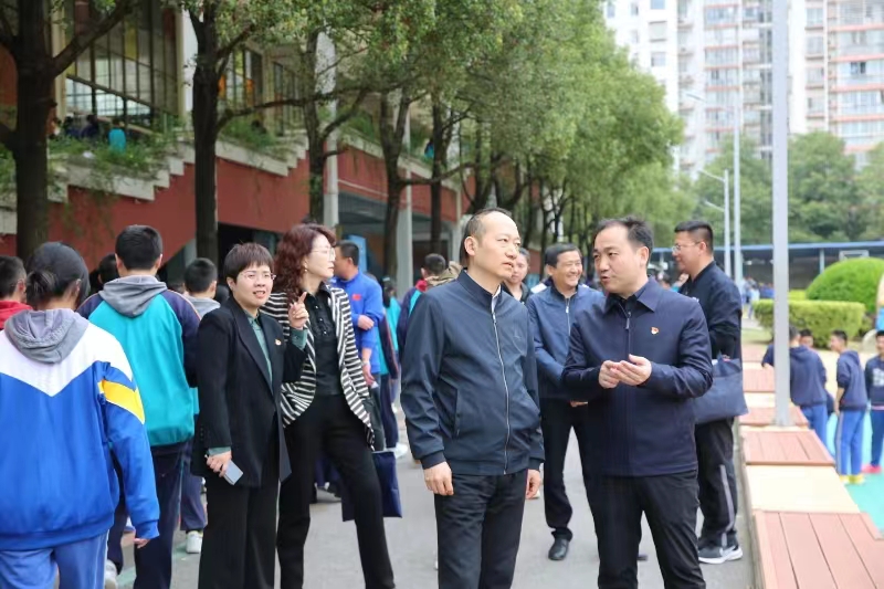 68686868彭力对华